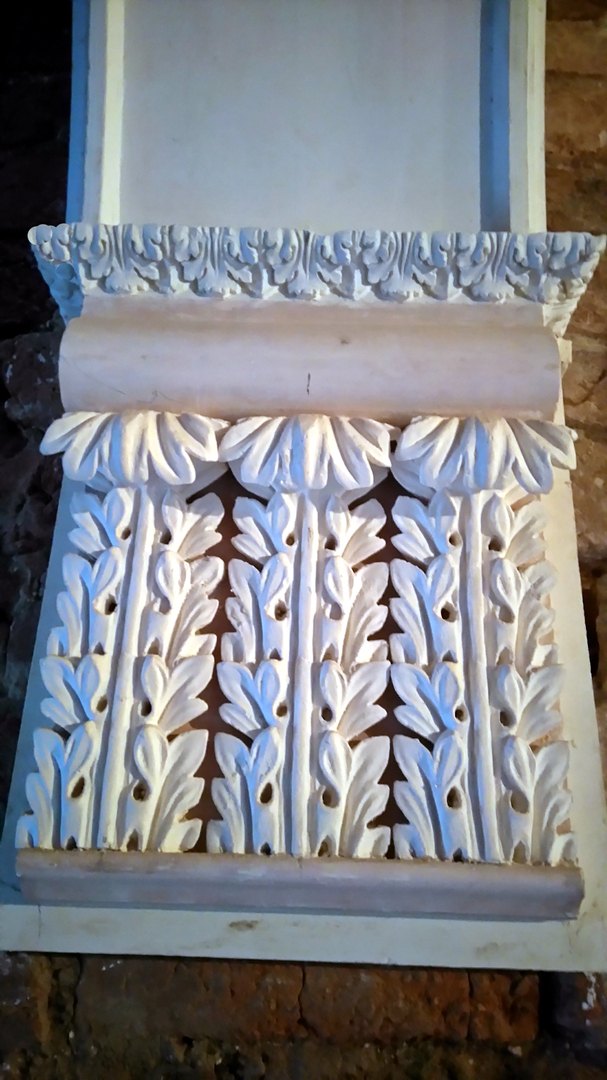 The Acanthus Corbel in plain plaster, straight from the mould